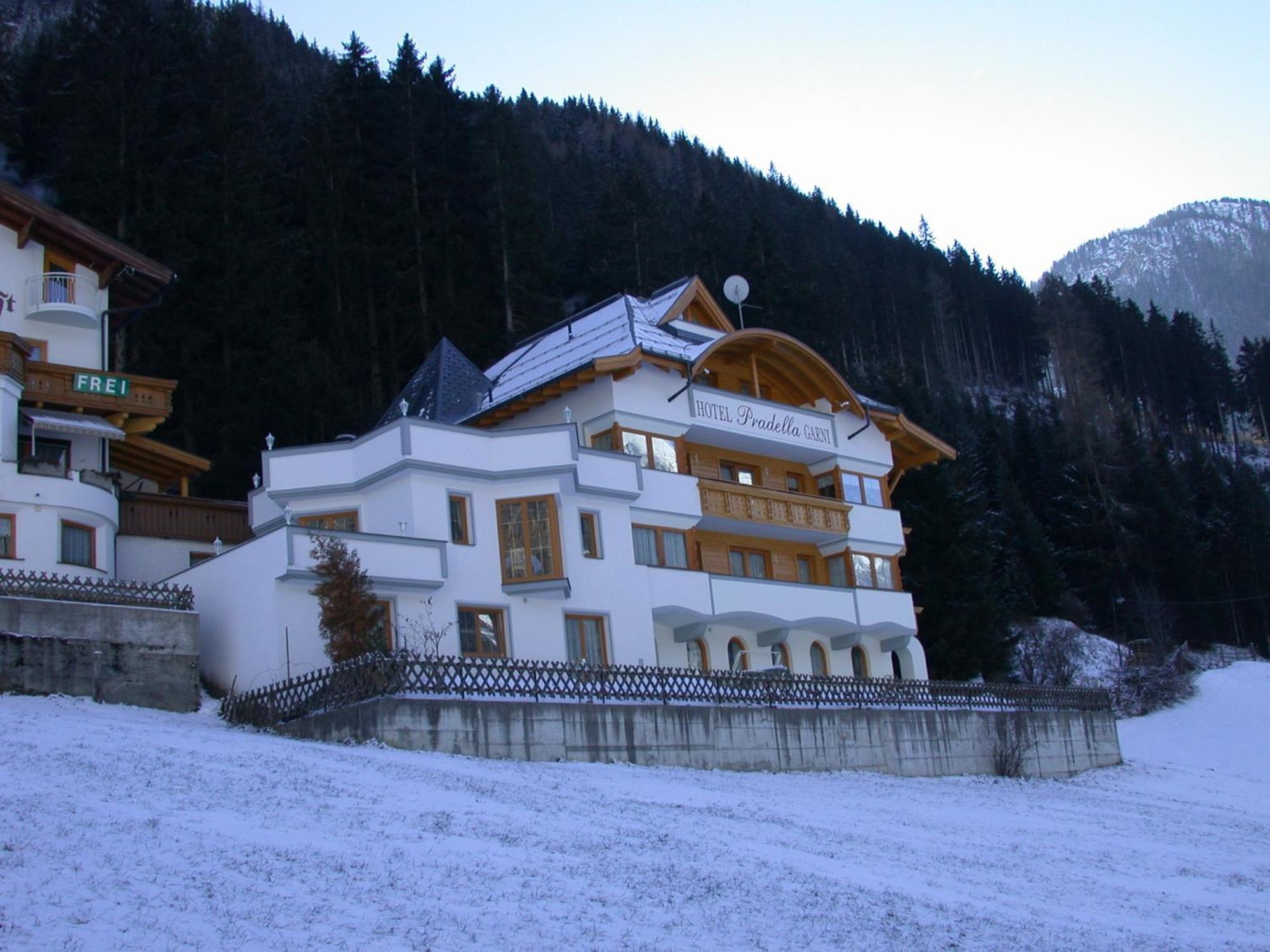 Garni Pradella Hotel 3*
